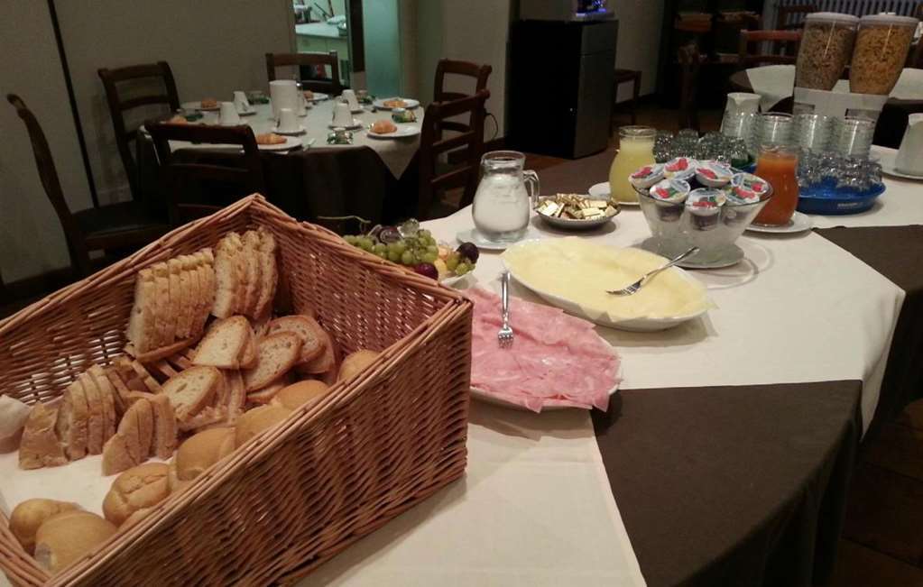 Hotel Casa Rossa Монтекатіні-Терме Ресторан фото